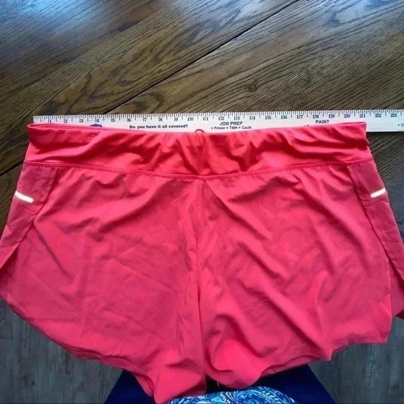 Avia Sports Shorts with Reflective Tape Size 3X or 22 - Picture 5 of 5